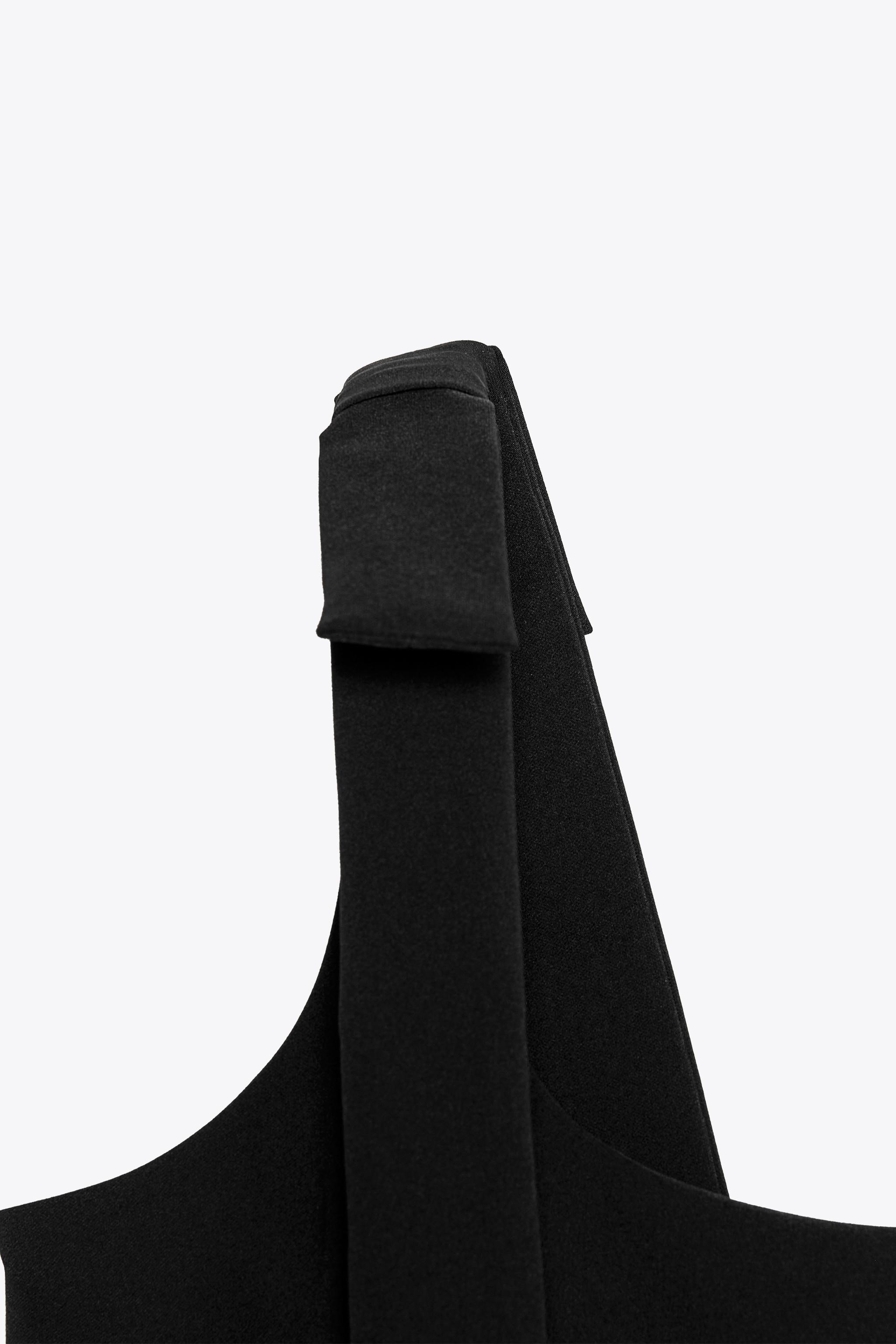 BOW DETAIL STRETCH TOP